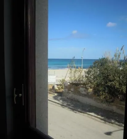Sul Lungo Mare Posizione Unica Сasa de vacaciones San Vito Lo Capo